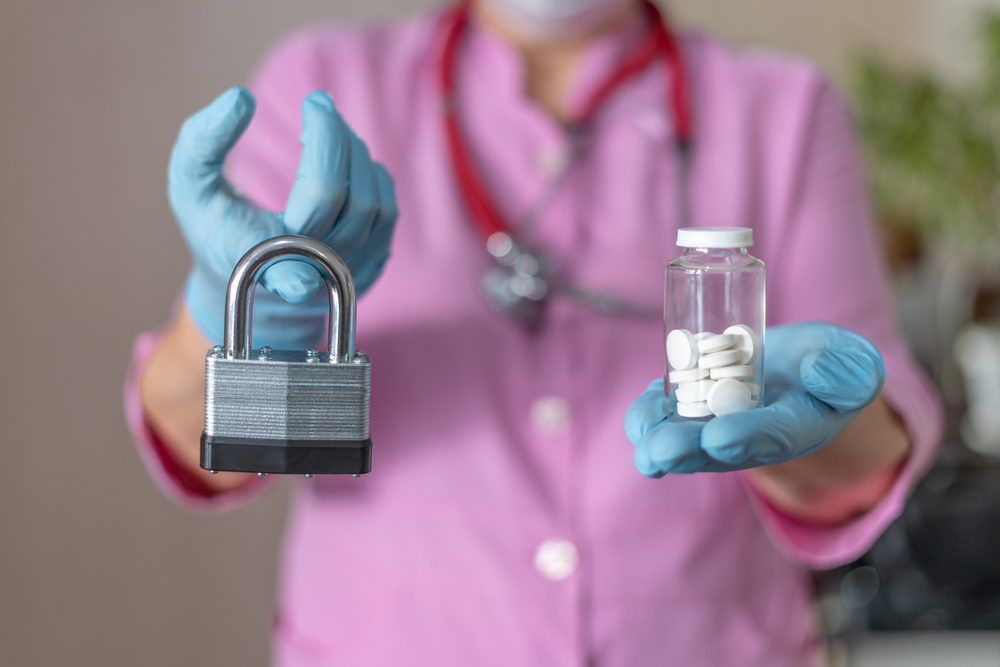 Pharmacy HIPAA violation